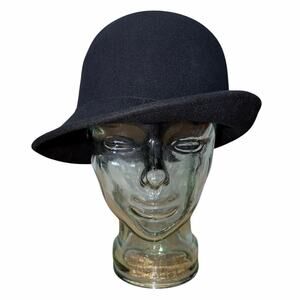 Adora women’s vintage black wool cloche hat romantic dark academia winter hat